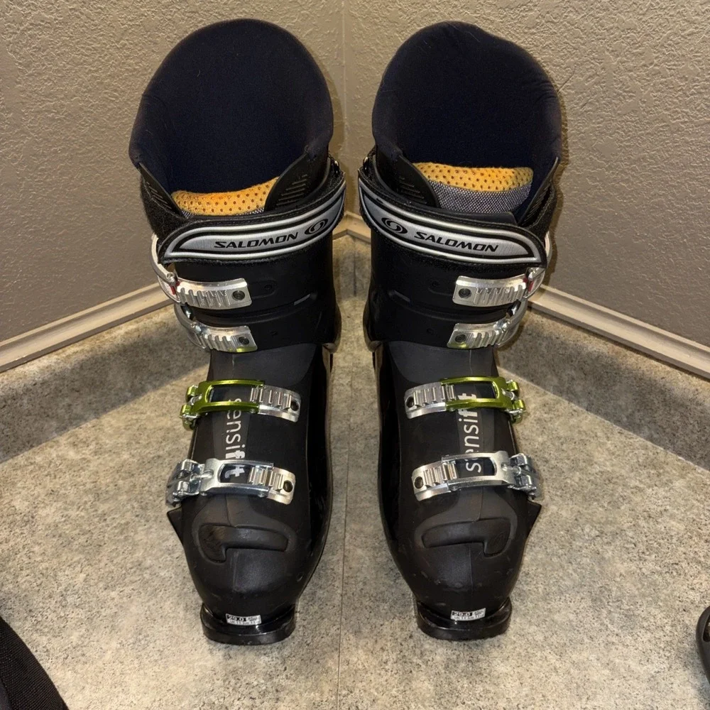 Salomon XWave 8 Ski Boots Sensifit Size 29-29.5 - Mens US 11-11.5 + Carry Bag